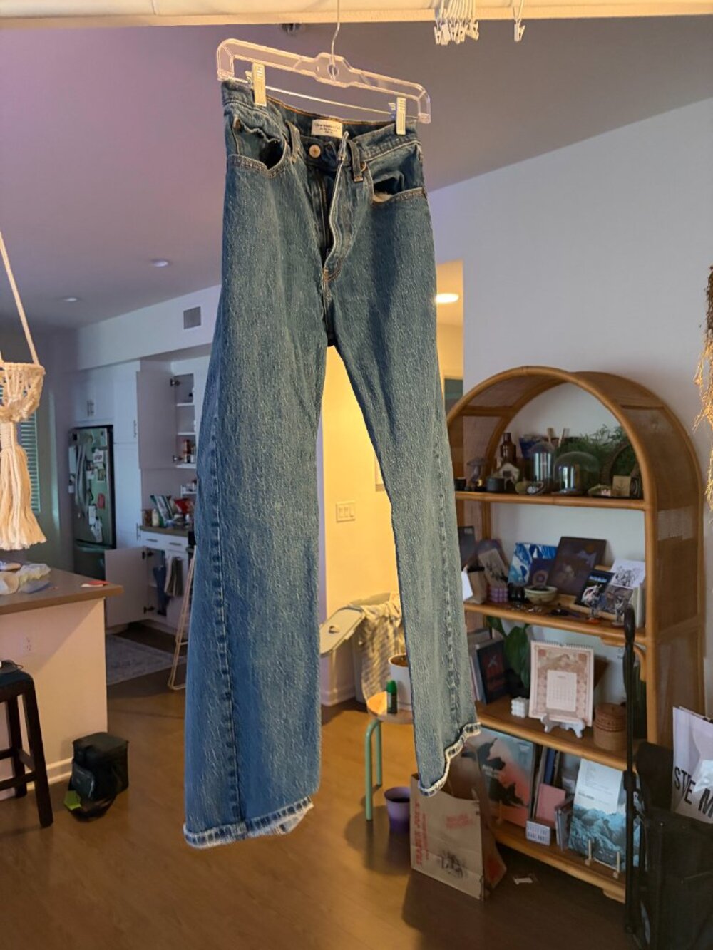 A&F - 90s Relaxed Jean High Rise - Picture 10 of 11